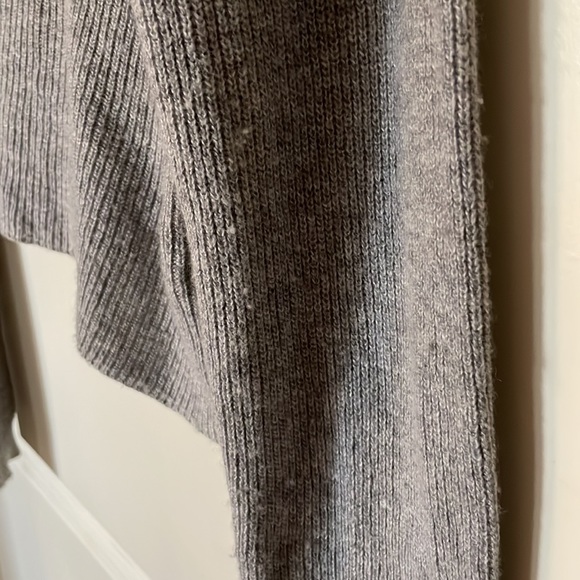 Brandy Melville Casey Quarter Zip Sweater - Picture 12 of 12